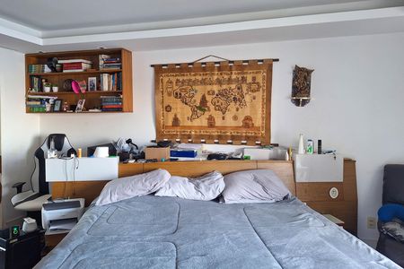 Apartamento à venda com 300m², 4 quartos e 2 vagas Apartamento à venda com 300m², 4 quartos e 2 vagasSuíte