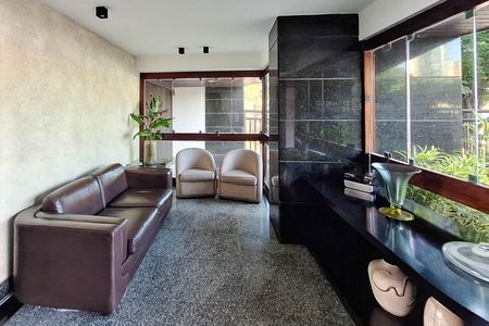 Apartamento à venda com 300m², 4 quartos e 2 vagas Apartamento à venda com 300m², 4 quartos e 2 vagasÁrea comum