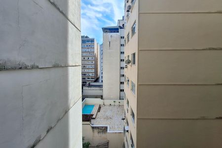 Apartamento à venda com 300m², 4 quartos e 2 vagas Apartamento à venda com 300m², 4 quartos e 2 vagasQuarto 3