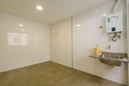 Apartamento à venda com 310m², 5 quartos e 3 vagas Apartamento à venda com 310m², 5 quartos e 3 vagasCozinha