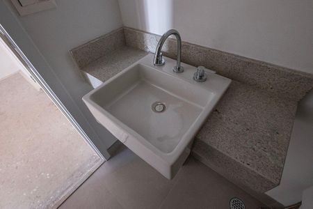 Apartamento à venda com 35m², 1 quarto e sem vaga Apartamento à venda com 35m², 1 quarto e sem vagaBanheiro