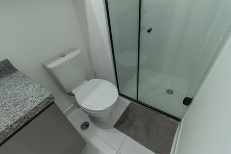 Apartamento para alugar com 49m², 2 quartos e 1 vaga Apartamento para alugar com 49m², 2 quartos e 1 vagaBanheiro