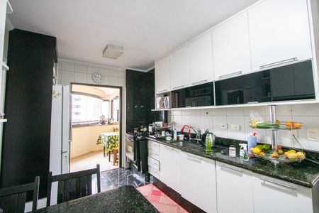 Apartamento à venda com 141m², 3 quartos e 6 vagasCozinha
