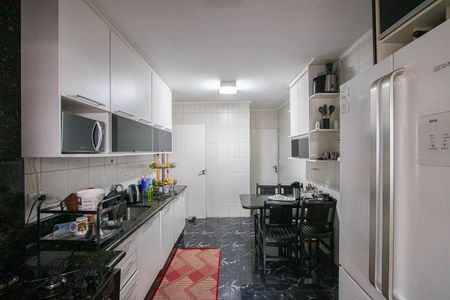 Apartamento à venda com 141m², 3 quartos e 6 vagasCozinha