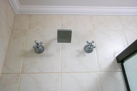 Apartamento à venda com 141m², 3 quartos e 6 vagasBanheiro do quarto 2