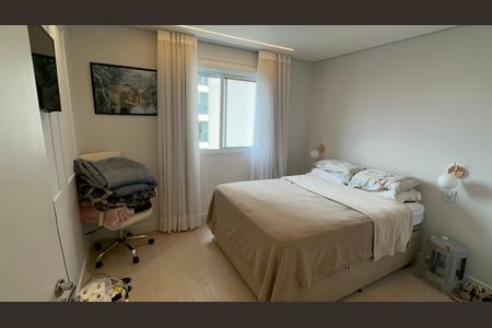 Apartamento para alugar com 69m², 2 quartos e 2 vagasSuíte 1