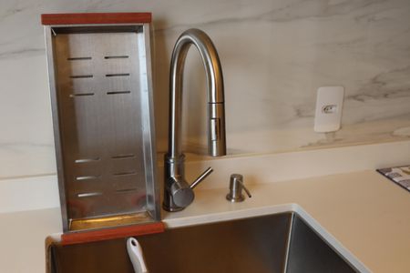 Apartamento para alugar com 69m², 2 quartos e 2 vagasCozinha - Torneira