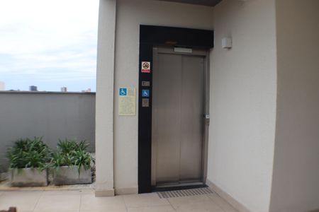 Apartamento para alugar com 69m², 2 quartos e 2 vagasHall de entrada