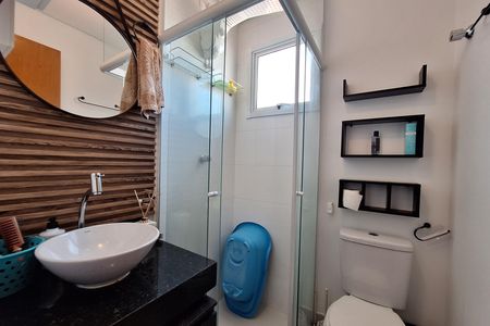 Apartamento à venda com 106m², 2 quartos e 1 vaga Apartamento à venda com 106m², 2 quartos e 1 vagaBanheiro da Suíte