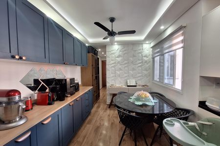 Apartamento à venda com 106m², 2 quartos e 1 vaga Apartamento à venda com 106m², 2 quartos e 1 vagaCozinha