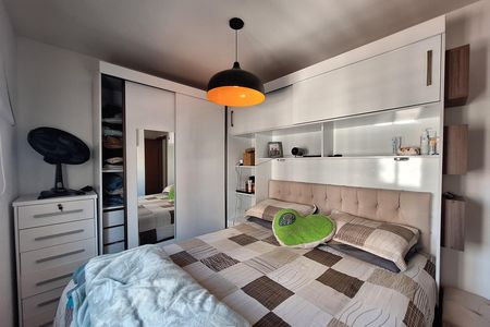 Suíte de apartamento à venda com 2 quartos, 106m² em Vila Gilda, Santo André