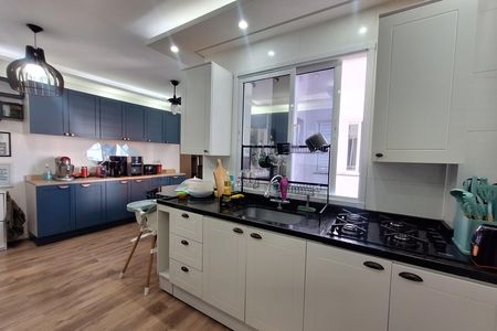 Apartamento à venda com 106m², 2 quartos e 1 vaga Apartamento à venda com 106m², 2 quartos e 1 vagaCozinha