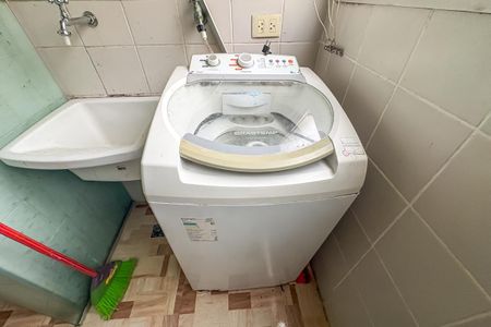 Apartamento à venda com 76m², 3 quartos e 2 vagas Apartamento à venda com 76m², 3 quartos e 2 vagasLavanderia