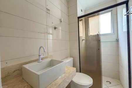 Apartamento à venda com 76m², 3 quartos e 2 vagas Apartamento à venda com 76m², 3 quartos e 2 vagasBanheiro/Suite