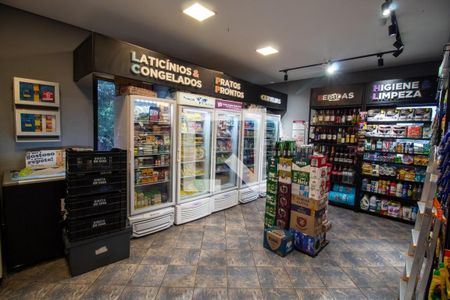 Apartamento à venda com 47m², 2 quartos e 1 vaga Apartamento à venda com 47m², 2 quartos e 1 vagaMercadinho