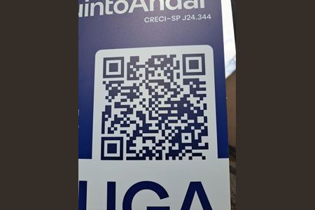 Casa à venda com 176m², 4 quartos e 4 vagas Casa à venda com 176m², 4 quartos e 4 vagasPlaquinha