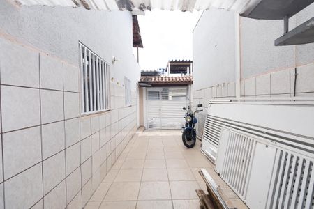 Casa à venda com 176m², 4 quartos e 4 vagas Casa à venda com 176m², 4 quartos e 4 vagasÁrea comum