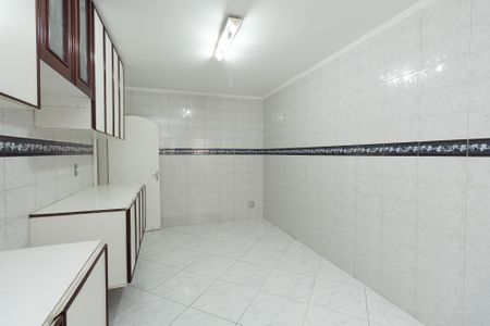 Casa à venda com 176m², 4 quartos e 4 vagas Casa à venda com 176m², 4 quartos e 4 vagasCozinha