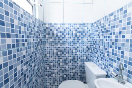 Casa à venda com 176m², 4 quartos e 4 vagas Casa à venda com 176m², 4 quartos e 4 vagasBanheiro Suíte