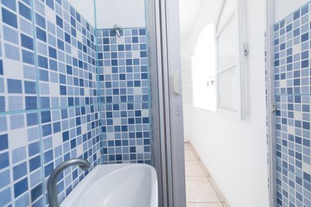 Casa à venda com 176m², 4 quartos e 4 vagas Casa à venda com 176m², 4 quartos e 4 vagasBanheiro Suíte