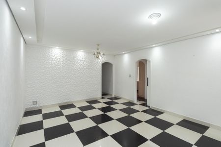 Casa à venda com 176m², 4 quartos e 4 vagas Casa à venda com 176m², 4 quartos e 4 vagasSala