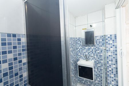 Casa à venda com 176m², 4 quartos e 4 vagas Casa à venda com 176m², 4 quartos e 4 vagasBanheiro Social 2