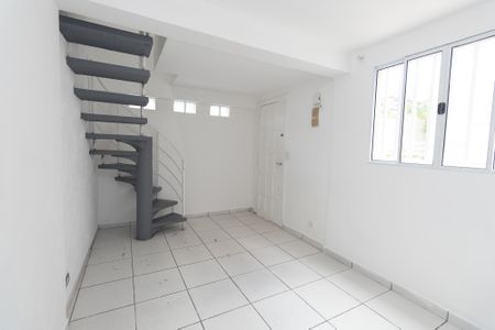 Casa à venda com 176m², 4 quartos e 4 vagas Casa à venda com 176m², 4 quartos e 4 vagasSala/Cozinha casa 2