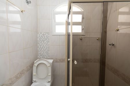 Casa à venda com 176m², 4 quartos e 4 vagas Casa à venda com 176m², 4 quartos e 4 vagasBanheiro Suíte