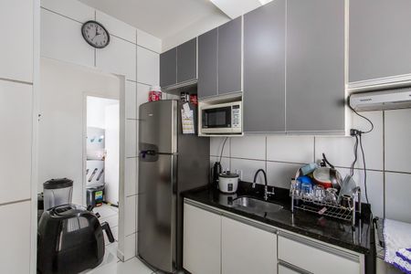 Apartamento à venda com 49m², 2 quartos e sem vaga Apartamento à venda com 49m², 2 quartos e sem vagaCozinha