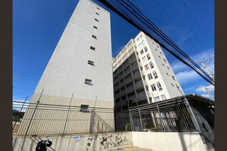 Apartamento à venda com 49m², 2 quartos e sem vaga Apartamento à venda com 49m², 2 quartos e sem vagaFachada