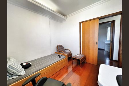 Apartamento à venda com 167m², 4 quartos e 3 vagasQuarto 1