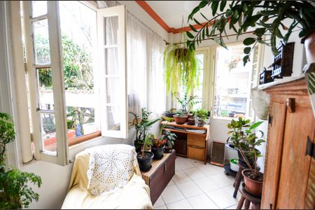 Apartamento à venda com 121m², 3 quartos e sem vaga Apartamento à venda com 121m², 3 quartos e sem vagaSala