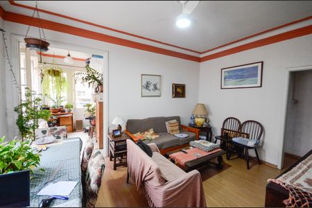 Apartamento à venda com 121m², 3 quartos e sem vaga Apartamento à venda com 121m², 3 quartos e sem vagaSala