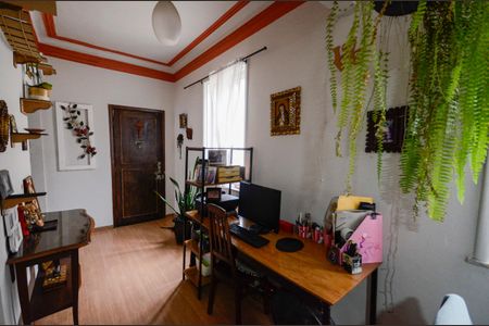 Apartamento à venda com 121m², 3 quartos e sem vaga Apartamento à venda com 121m², 3 quartos e sem vagaSala