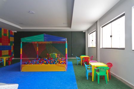 Apartamento para alugar com 40m², 2 quartos e sem vagaÁrea comum - Brinquedoteca