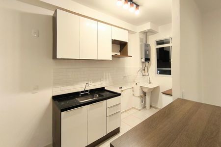 Apartamento para alugar com 54m², 3 quartos e 1 vaga Apartamento para alugar com 54m², 3 quartos e 1 vagaCozinha e Área de Serviço