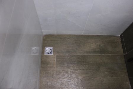 Casa de condomínio à venda com 166m², 3 quartos e 3 vagasBanheiro da Suíte 2