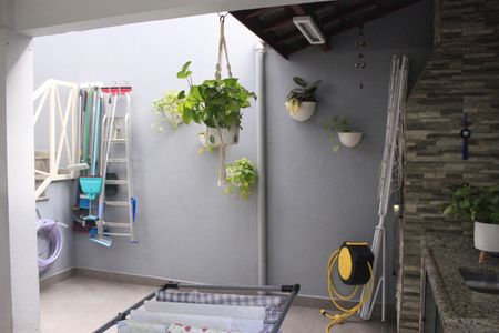 Casa de condomínio à venda com 166m², 3 quartos e 3 vagasEspaço Gourmet 