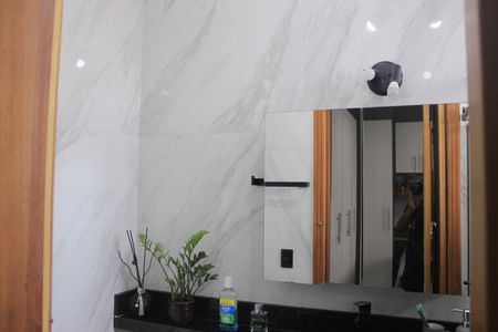 Casa de condomínio à venda com 166m², 3 quartos e 3 vagasBanheiro da Suíte 3