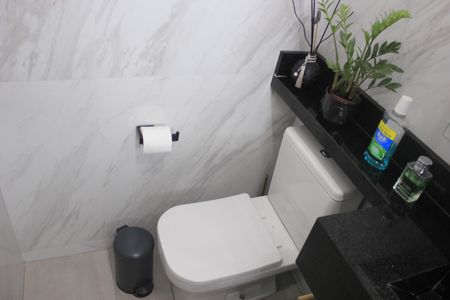 Casa de condomínio à venda com 166m², 3 quartos e 3 vagasBanheiro da Suíte 3