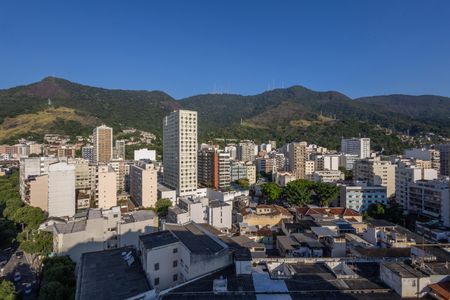 Apartamento à venda com 250m², 4 quartos e 3 vagasCobertura Vista 2