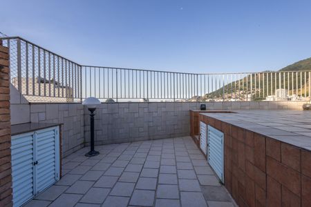 Apartamento à venda com 250m², 4 quartos e 3 vagasCobertura