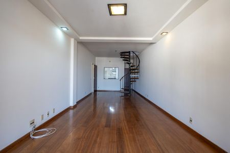 Apartamento à venda com 250m², 4 quartos e 3 vagasSala