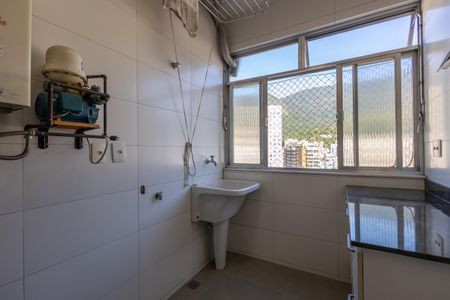 Apartamento à venda com 250m², 4 quartos e 3 vagasÁrea de Serviço