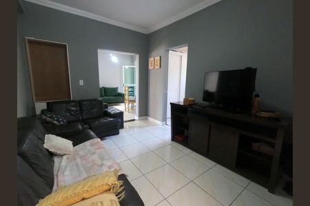 Casa à venda com 90m², 2 quartos e 1 vagaSala