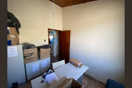 Casa à venda com 350m², 4 quartos e 10 vagas Casa à venda com 350m², 4 quartos e 10 vagasQuarto 1