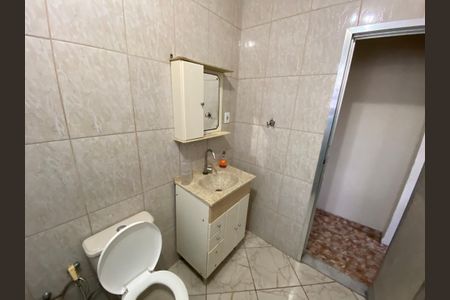 Casa à venda com 350m², 4 quartos e 10 vagas Casa à venda com 350m², 4 quartos e 10 vagasBanheiro Social