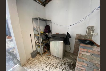 Casa à venda com 350m², 4 quartos e 10 vagas Casa à venda com 350m², 4 quartos e 10 vagasArea de Serviço