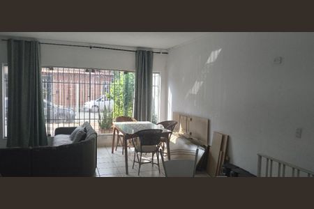 Casa à venda com 150m², 4 quartos e 4 vagas Casa à venda com 150m², 4 quartos e 4 vagasFoto 02