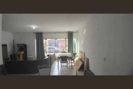 Casa à venda com 150m², 4 quartos e 4 vagas Casa à venda com 150m², 4 quartos e 4 vagasFoto 01